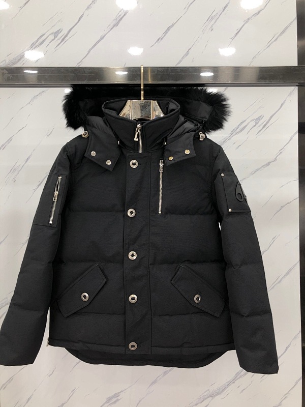 Black Logo Black Fur