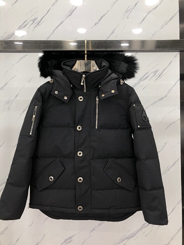 Black Logo Black Fur