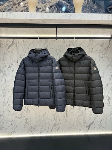 Coat Will Be Compressed During Shipping So QC Dose Not Look Full It Will Expaned When U Ge