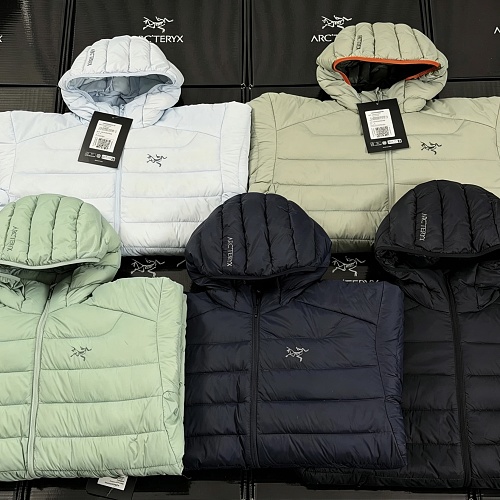 Cer Ium Goose Down Jacket