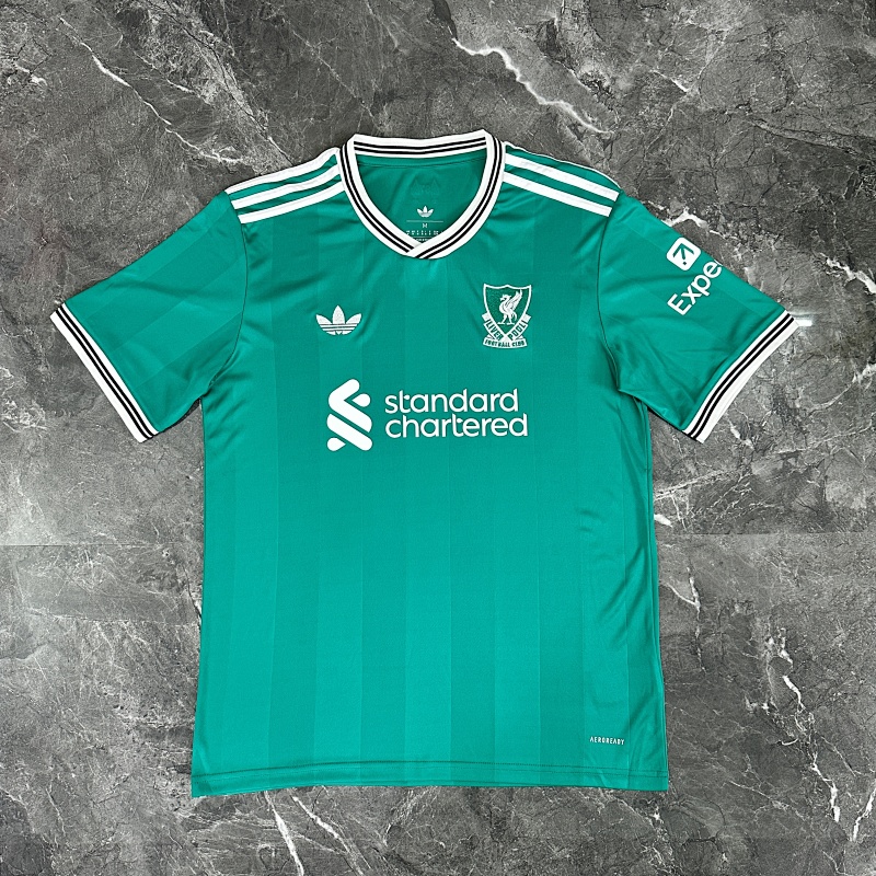 12 Football NO.1085568--303FT