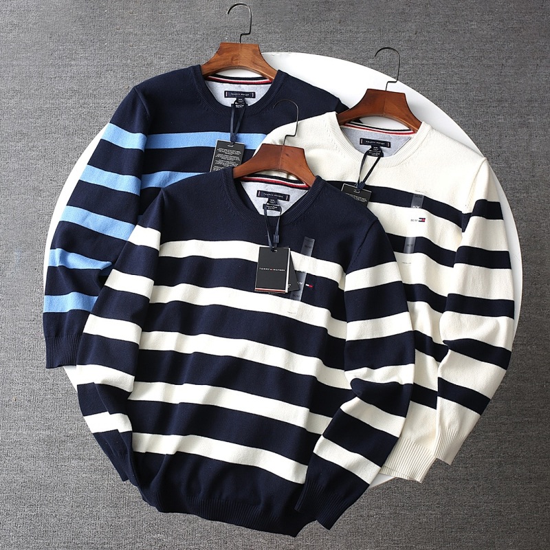 Sweatshirt OR Sweater