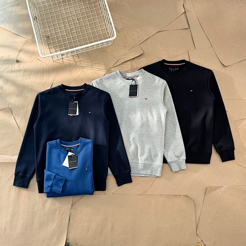 Sweatshirt OR Sweater