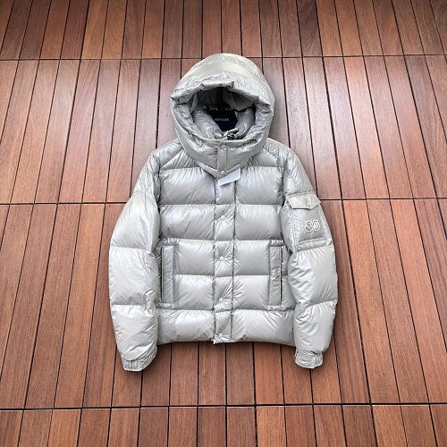 The Genuine 90 Goose Down Filling Not The Inferior Synthetic Down Material Found On The Ma