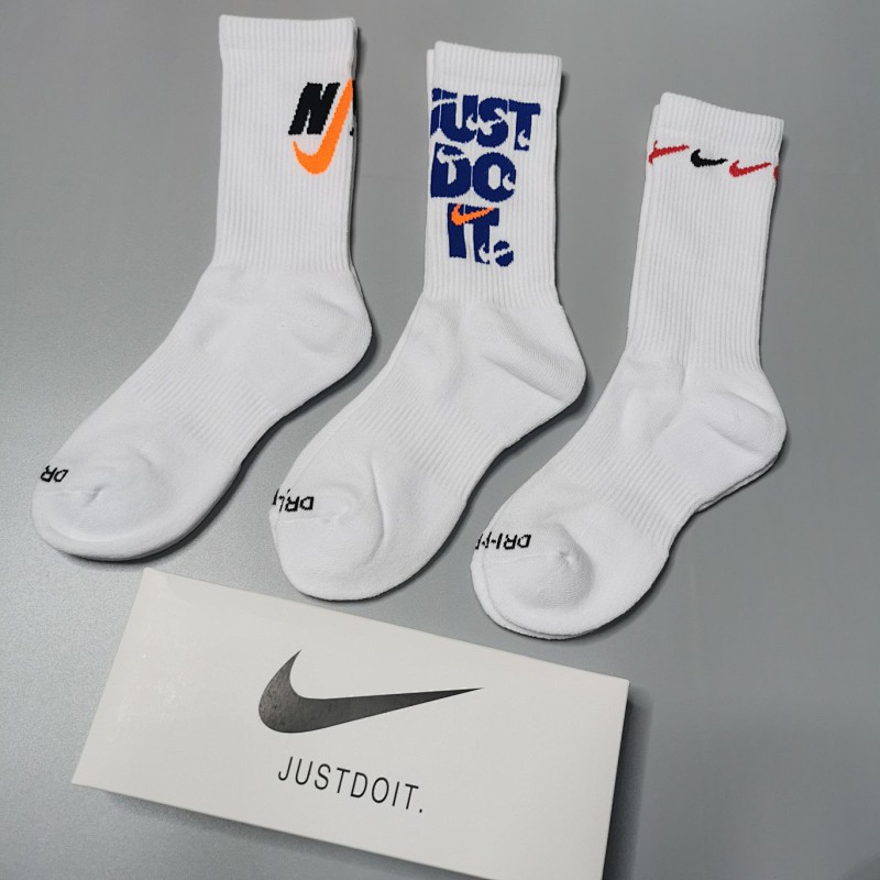 Socks Three Pairs In One Box