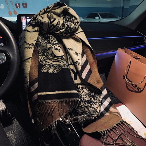 18 Scarf NO.222572-185ML