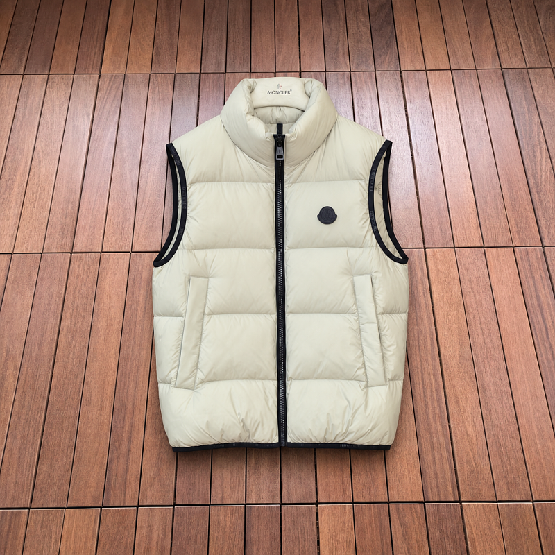 The Genuine 90 Goose Down Filling Not The Inferior Synthetic Down Material Found On The Ma