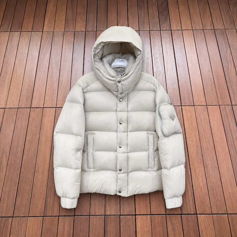 The Genuine 90 Goose Down Filling Not The Inferior Synthetic Down Material Found On The Ma