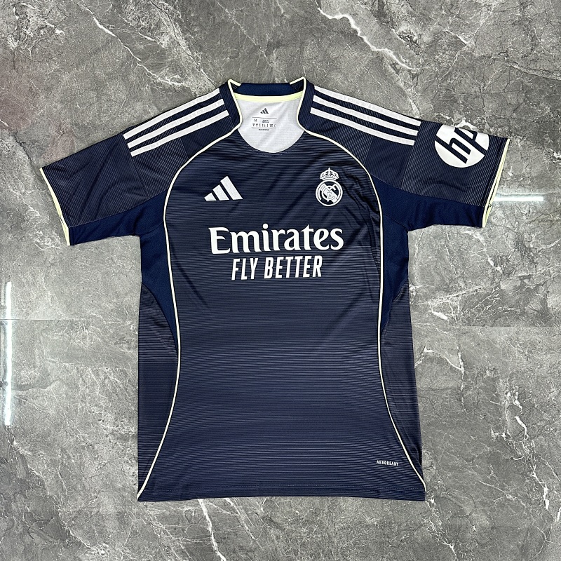 12 Football NO.1085567--303FT