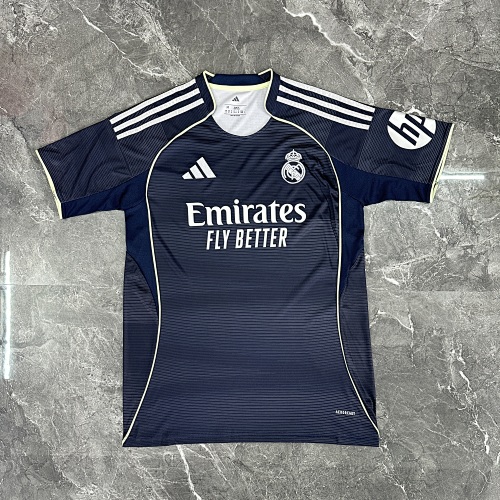 12 Football NO.1085567--303FT