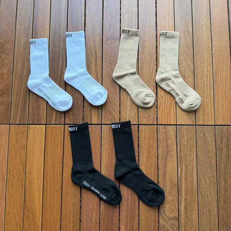One Pair NO.2412752-384QI