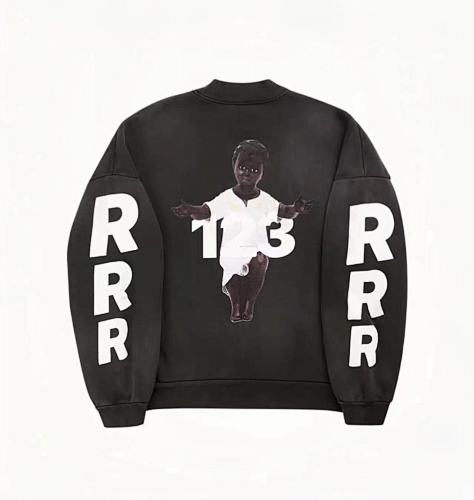 Sweatshirt OR Sweater