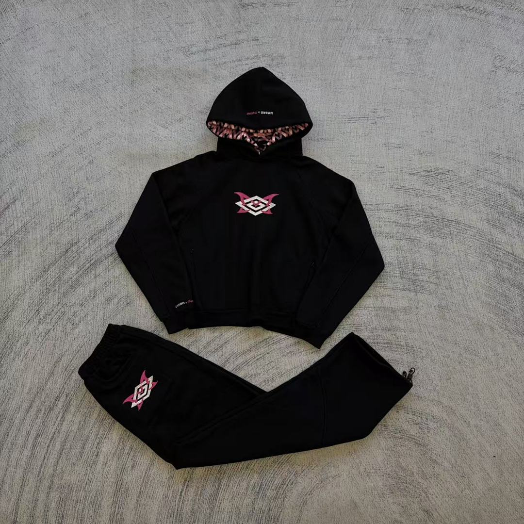 M*rtra Warm Up Tracksuit black