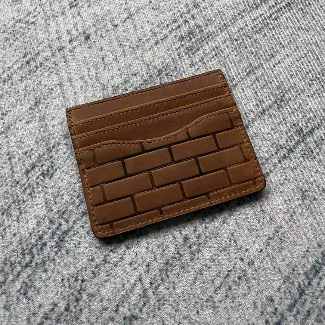 E*periment 5 Brick cardholder