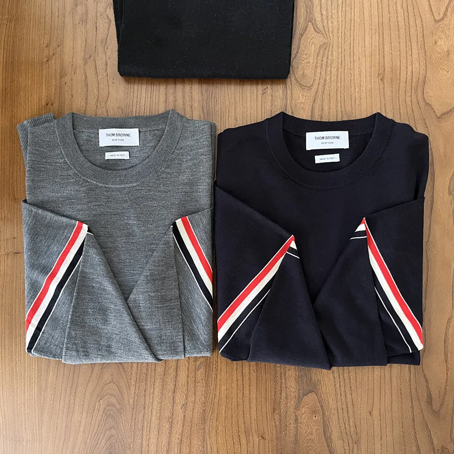 T-B 三道杠圆领毛衣Sweater P49, https://item.taobao.com/item.htm?ft=t&id=1011823179136