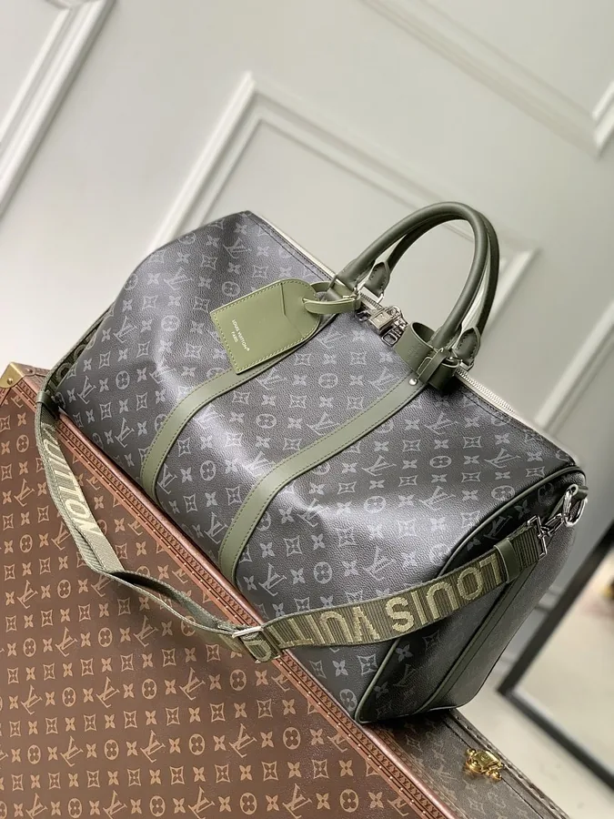 LV Keepall 45 Bandouliere Eclipse