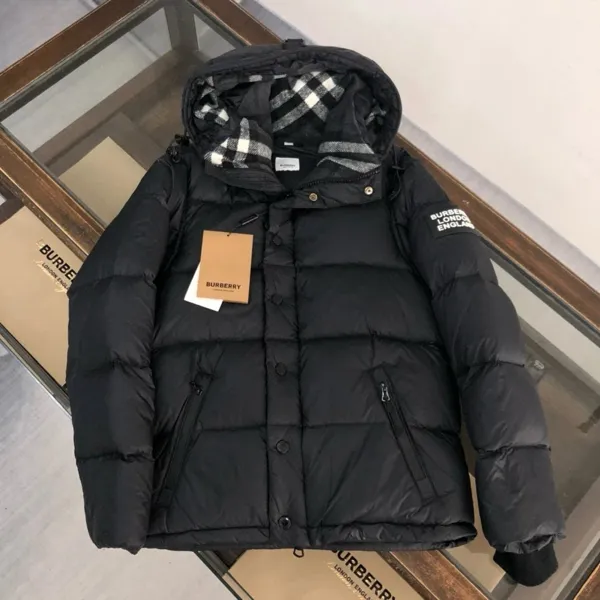 Hooded puffer with check lining, Burberry style